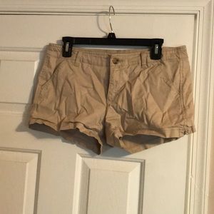 Tank khaki shorts